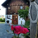 Barn House Mm