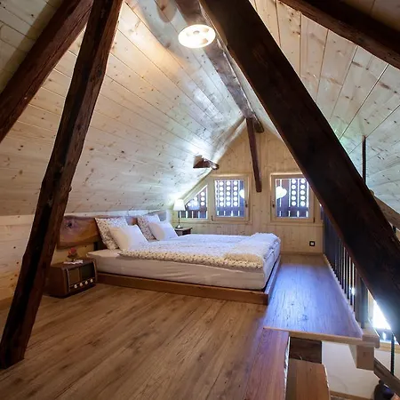 Barn House Mm 블레드